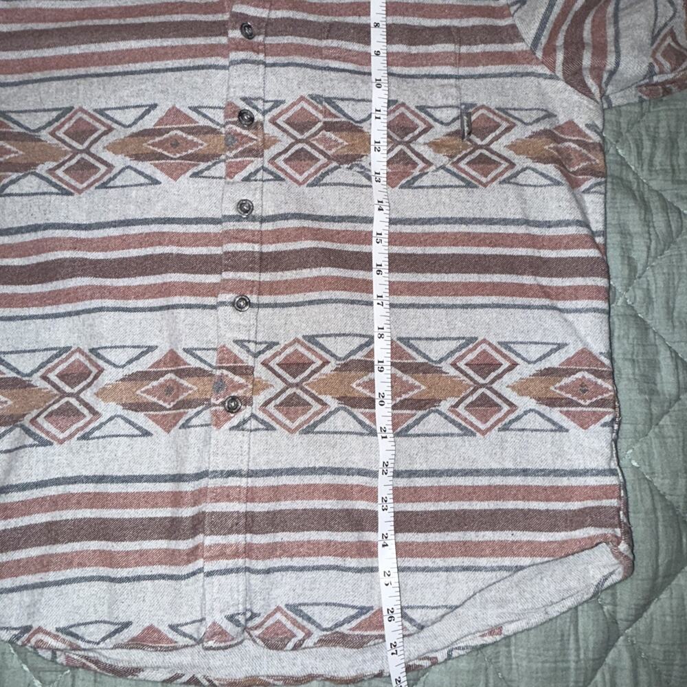 Eddie Bauer Tribal Print Everyday Flex Button Up Flannel Shirt Mens Size L EUC - Picture 9 of 10